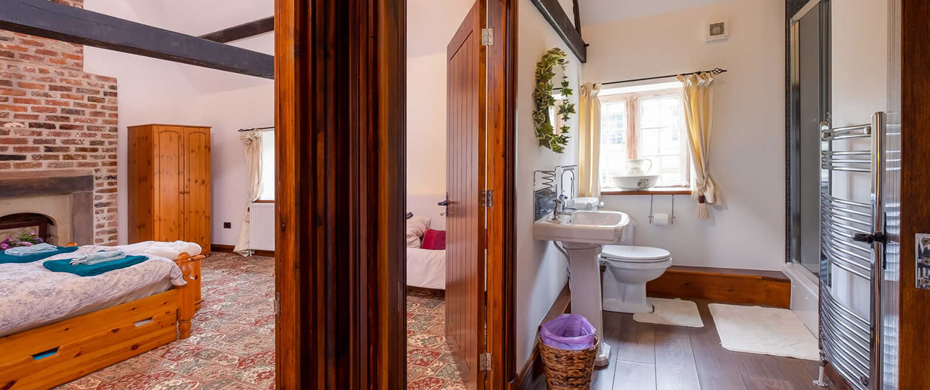 slide-brackenhill-tower-ensuite-2